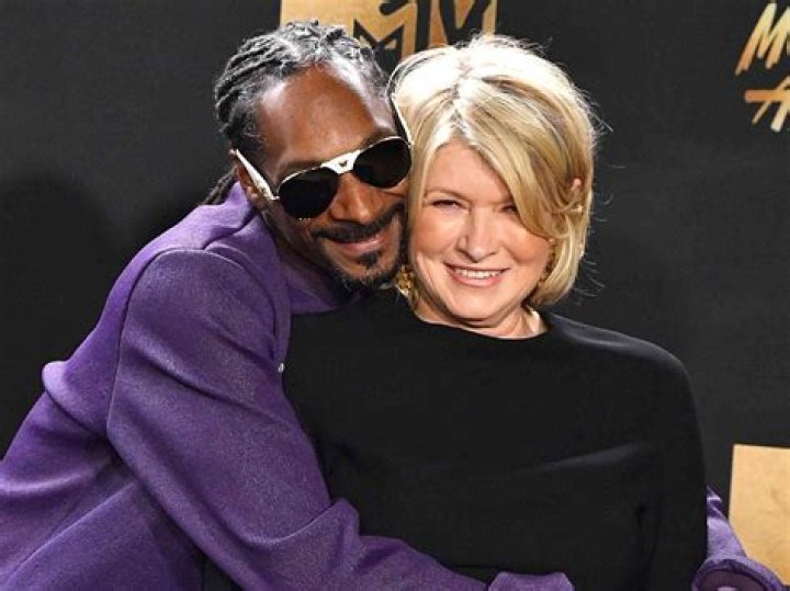 Are Snoop Dogg And Martha Stewart Married? The Unlikely Duo