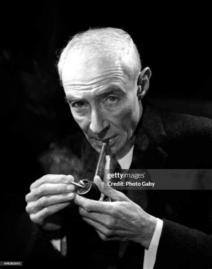 Calculate The Net Worth Of Physicist J. Robert Oppenheimer