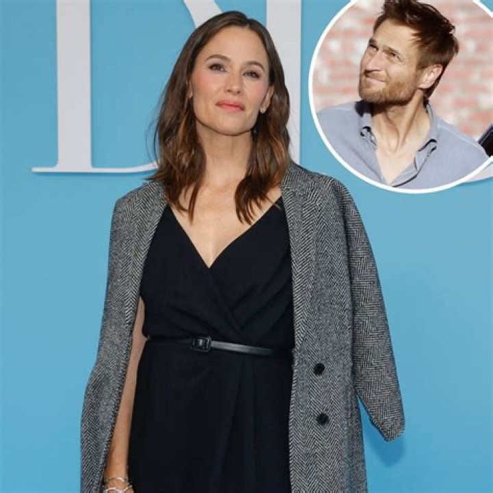 Jennifer Garner: A Captivating Performance In Pearl Harbor And Beyond