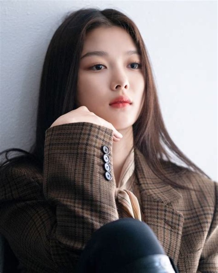 Kim Yoo-jung Height: Uncovering The Stats Of The Petite Korean Actress