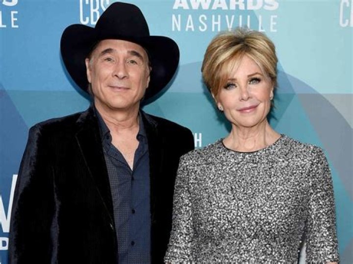 Know The Untold Story Of Clint Black's Wife
