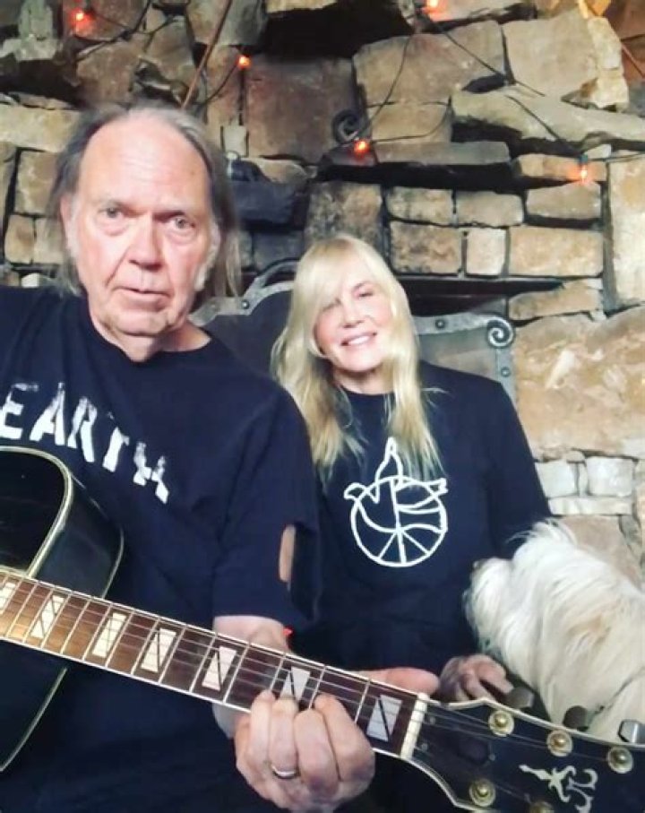 The Enchanting Encounter Of Neil Young And Daryl Hannah: How They Met
