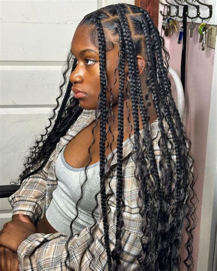 The Ultimate Guide To Effortlessly Styling Large Box Braids