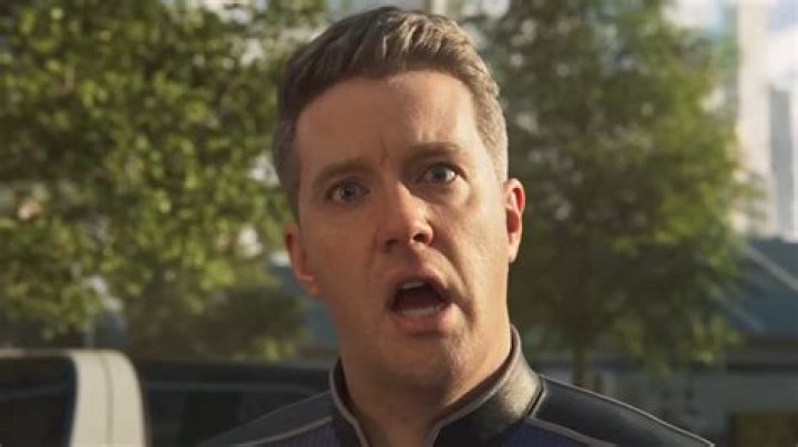 Uncover The Truth - Height Of EsfandTV Revealed!