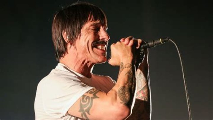 Unraveling The Red Hot Chili Peppers Lead Singer Controversy