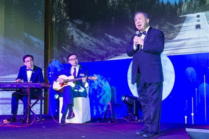 Unveiling Jonathan Knight's Singing Prowess: A Journey Through His Vocal Range