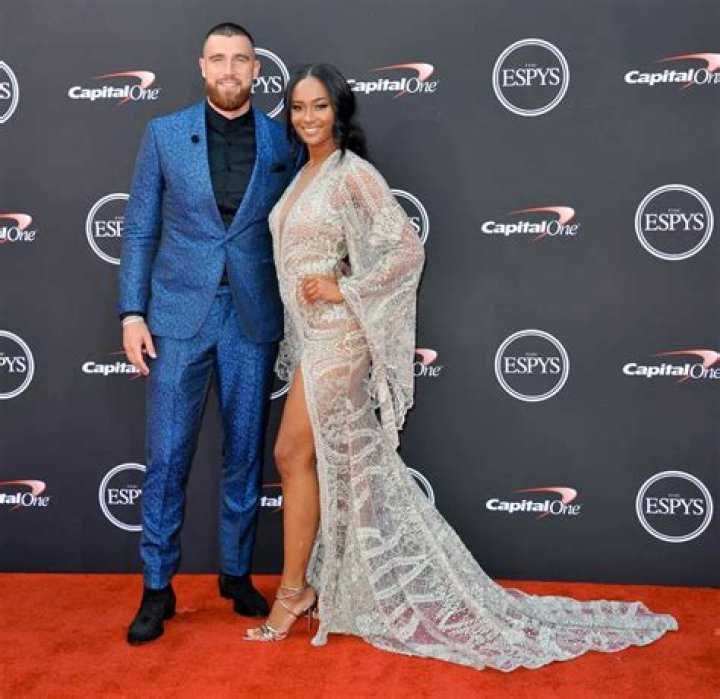 Unveiling The Height Of NFL Star: How Tall Is Ed Kelce?