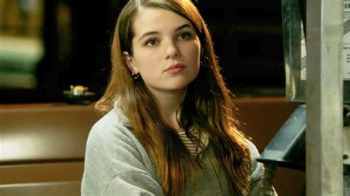 Who Plays Missy Cooper In "Young Sheldon"? Meet The Talented Young Actress